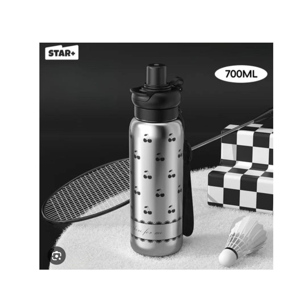 Kids Sipper Water Bottle - Leakproof, Durable 700ml for Daily School Use