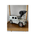 1:24 Scale Remote Control G63 Style Model Car with Smoke, Sound & Light, Zinc Alloy Pull Back Toy Car