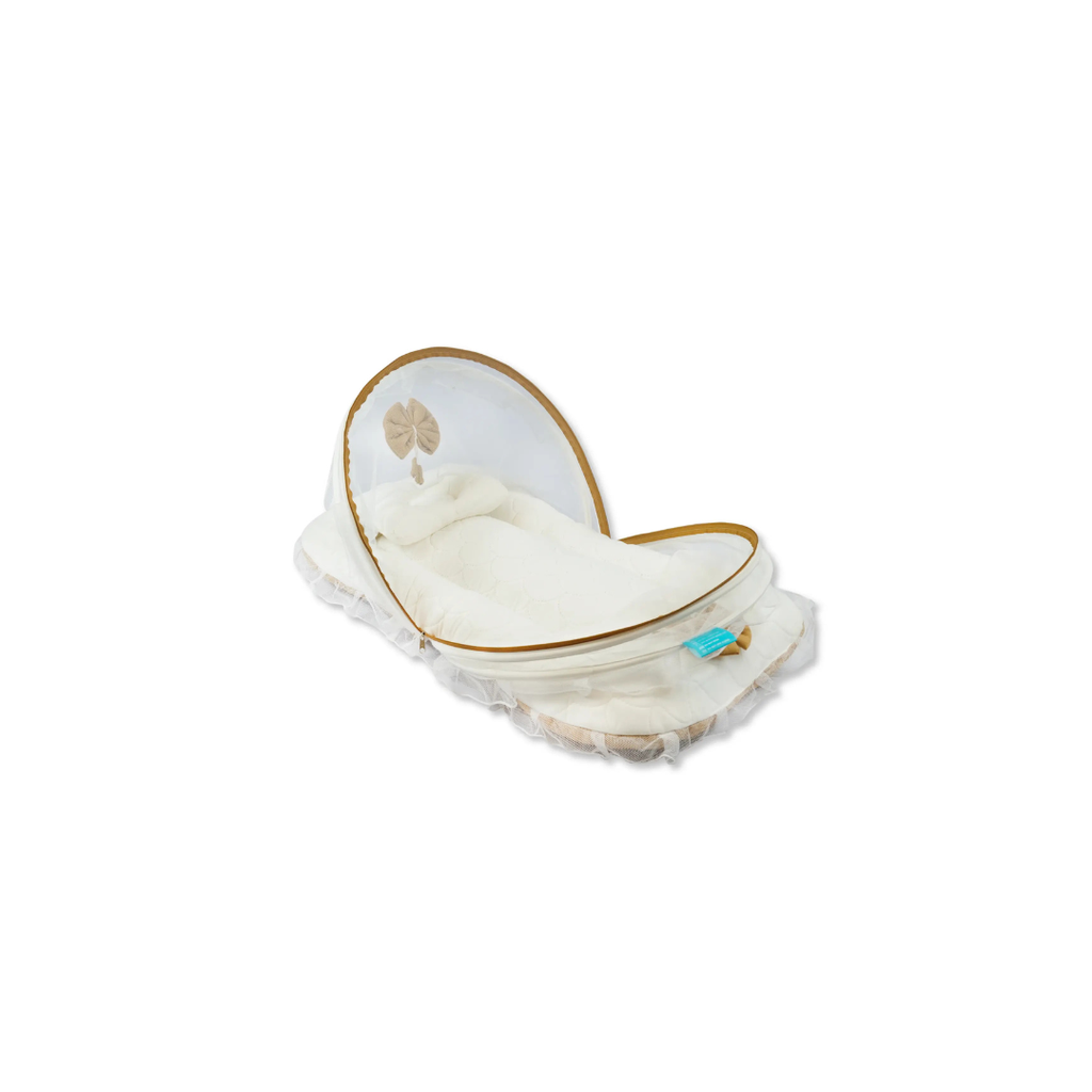 Baby nest bed with mosquito net and head pillow
