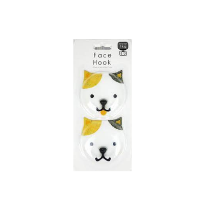 Packaged face hook with bear design on a white background