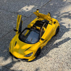 1:18 Scale McLaren 720s Die-Cast Metal Car with Sport car Openable Doors Light and Sound,Pull Back Function Indoor Outdoor Toy for Kids (1:18 McLaren 720s)