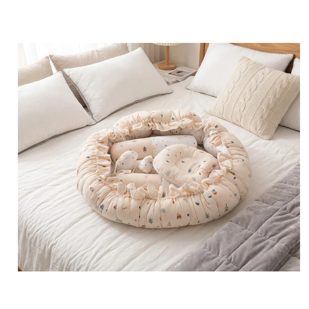 Round baby nest bed with bolster ring