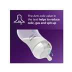 Giraffe print anti-colic baby feeding bottle