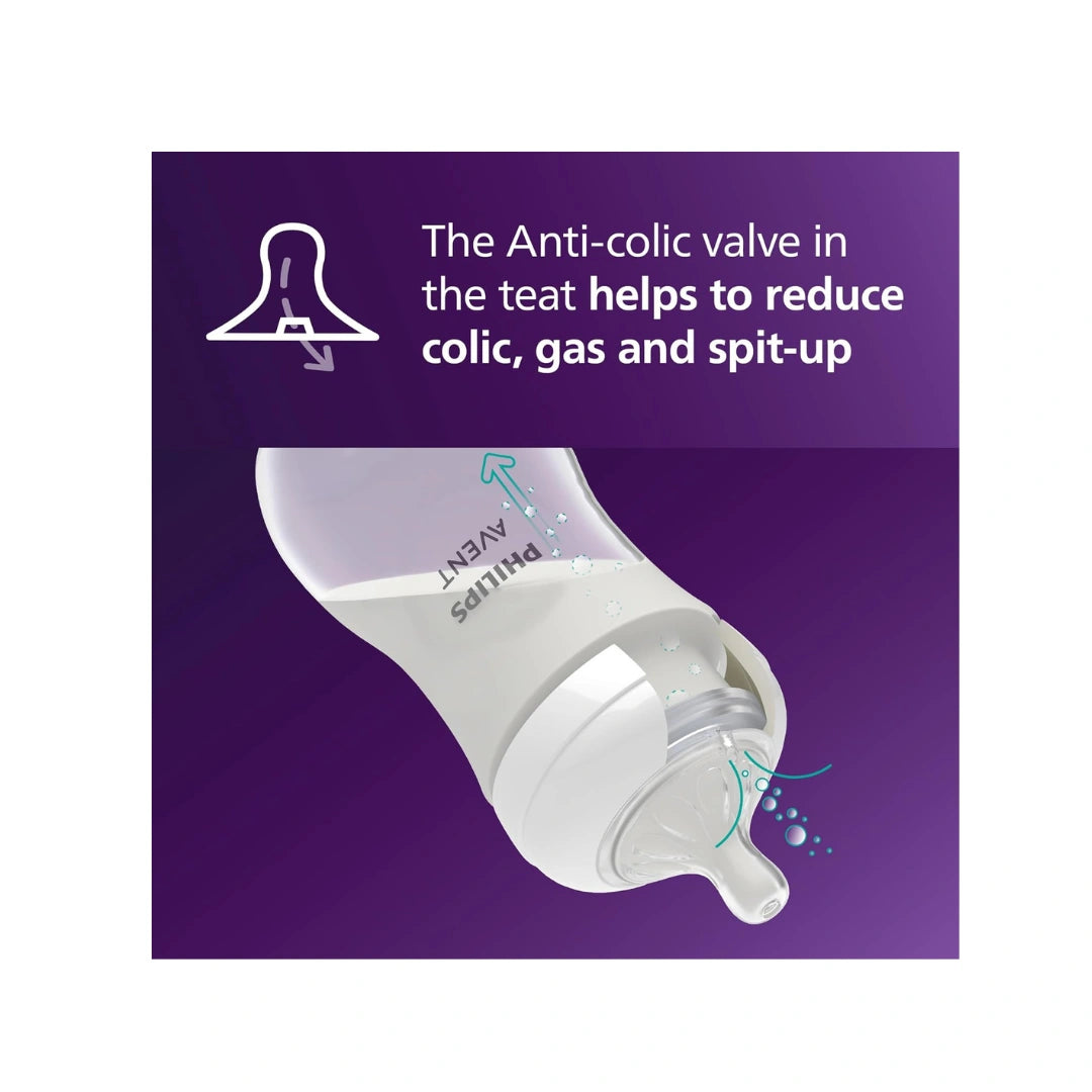 Giraffe print anti-colic baby feeding bottle