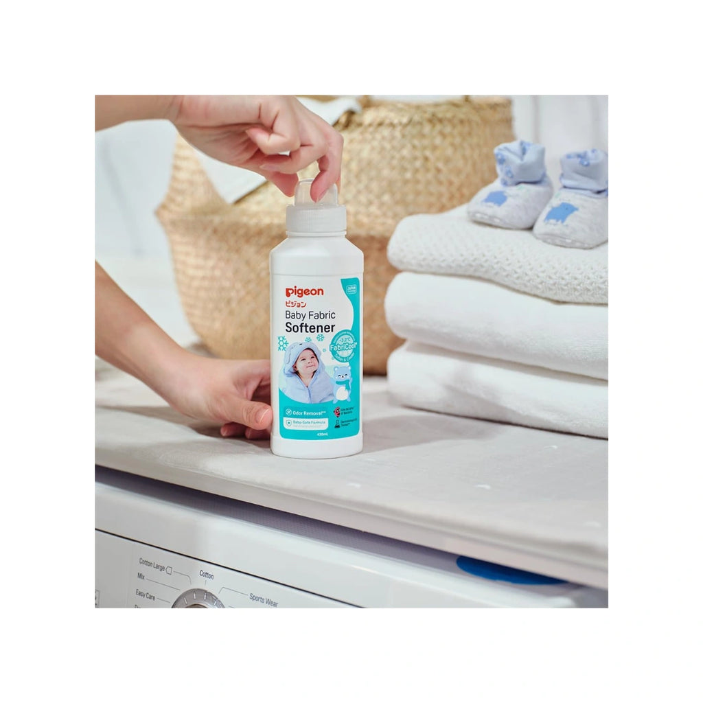 Pigeon Baby Fabric Softener 430ml bottle.