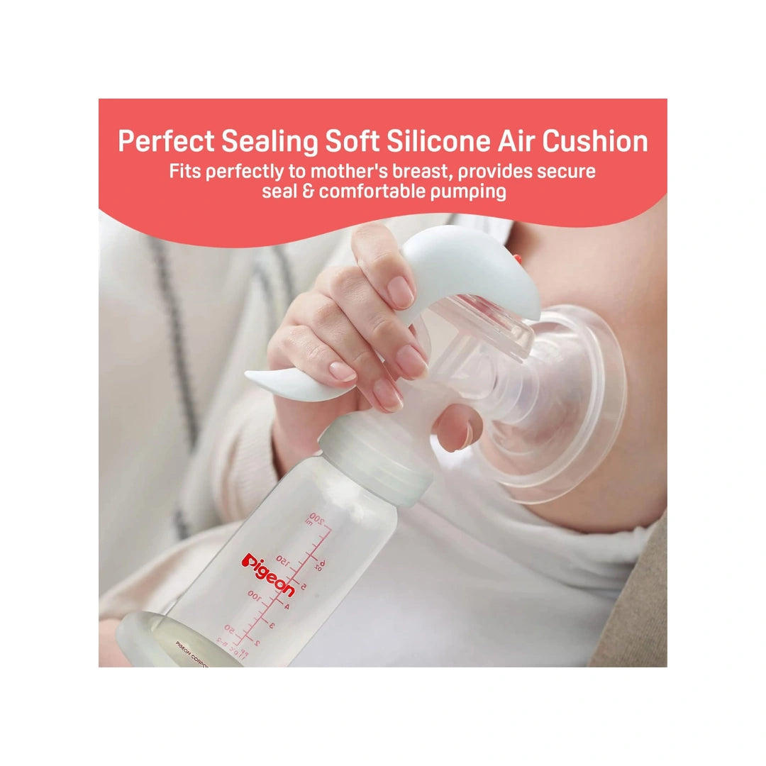 Pigeon Manual Breast Pump.