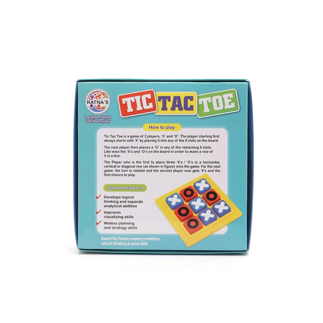 Compact tic tac toe board game