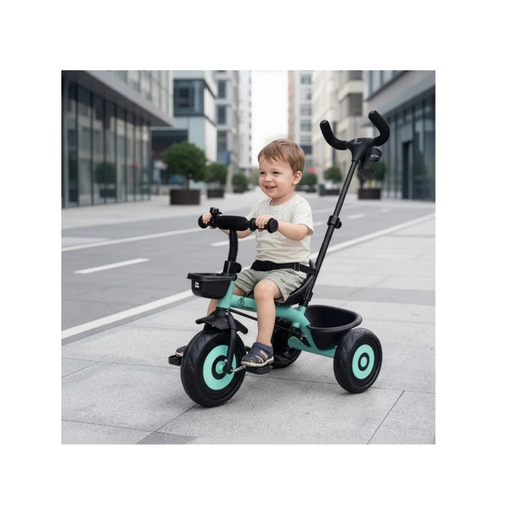 Kids tricycle with parent push handle