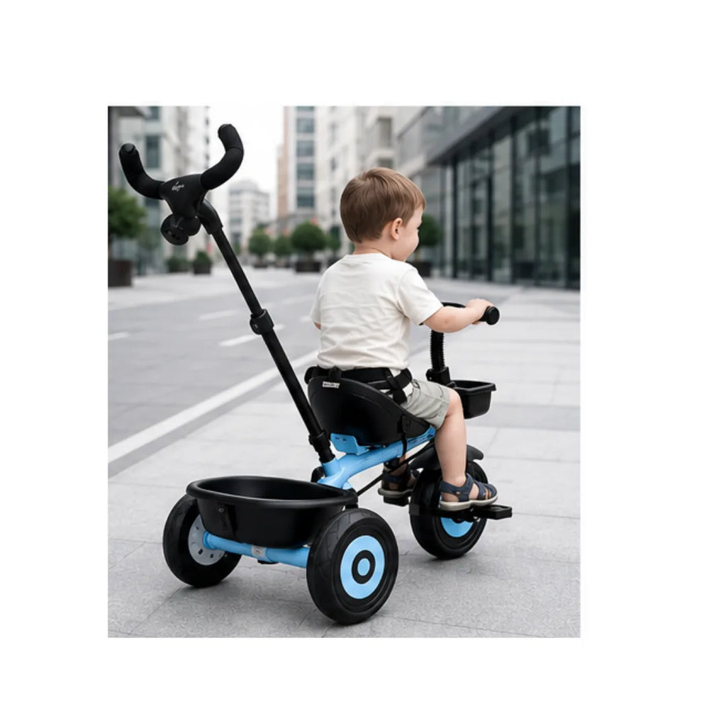 Kids tricycle with parent push handle